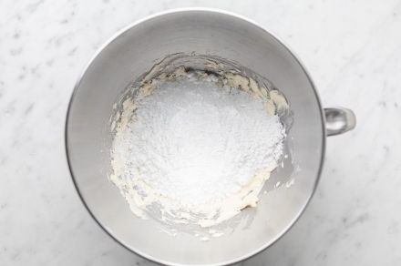 Preparazione Torta semplice alla vaniglia - Fase 4 Preparazione Torta semplice alla vaniglia - Fase 4