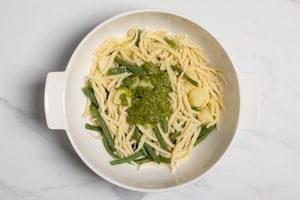 Preparazione Trofie con pesto, patate e fagiolini - Fase 3