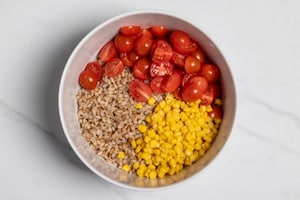 Preparazione Insalata di farro estiva - Fase 2