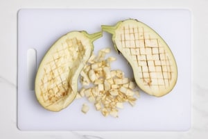 Preparazione Melanzane ripiene in padella - Fase 1