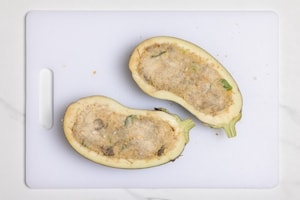 Preparazione Melanzane ripiene in padella - Fase 3