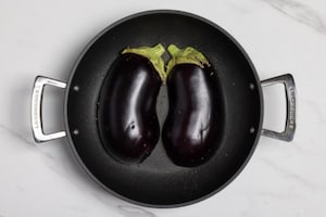 Preparazione Melanzane ripiene in padella - Fase 3