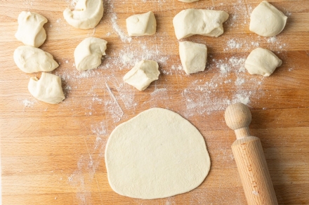 Preparazione Pane senza lievito - Fase 3 Preparazione Pane senza lievito - Fase 3