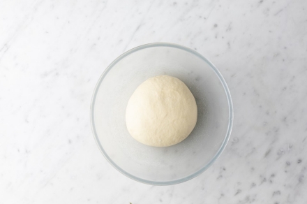 Preparazione Pane senza lievito - Fase 2 Preparazione Pane senza lievito - Fase 2