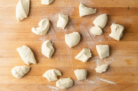 Preparazione Pane senza lievito - Fase 2 Preparazione Pane senza lievito - Fase 2