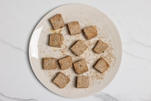 Preparazione Tofu scottato in padella - Fase 1