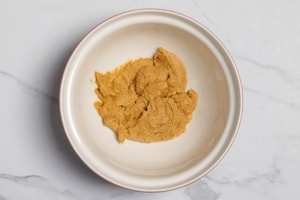 Preparazione Busiate con pesto alla trapanese e patate fritte - Fase 3