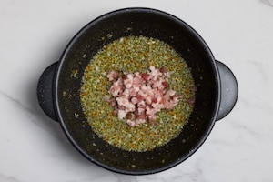 Preparazione Pasta, patate e provola - Fase 1