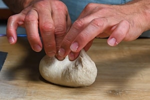 Preparazione Staglio, preforma e lievitazione in ciotola della pizza - Fase 3