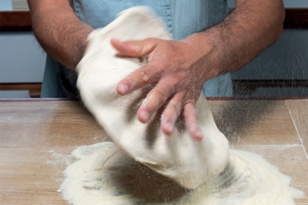 Preparazione Stesura della pizza - Fase 2 Preparazione Stesura della pizza - Fase 2