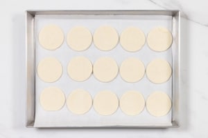 Preparazione Vol au vent con Philadelphia al Salmone Norvegese e alle Erbe Mediterranee - Fase 1