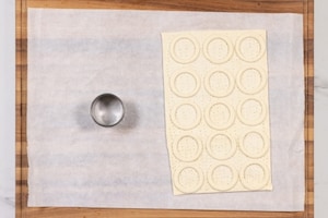 Preparazione Vol au vent con Philadelphia al Salmone Norvegese e alle Erbe Mediterranee - Fase 3