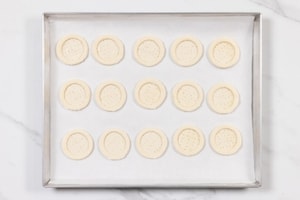 Preparazione Vol au vent con Philadelphia al Salmone Norvegese e alle Erbe Mediterranee - Fase 3