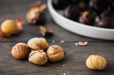 Castagne bollite in pentola a pressione