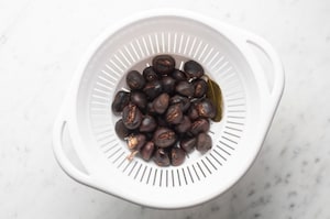 Preparazione Castagne bollite in pentola a pressione - Fase 2