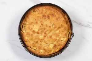 Preparazione Torta semplice di mele - Fase 5