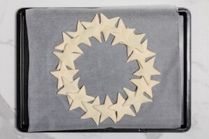 Preparazione Ghirlanda salata di Natale - Fase 3