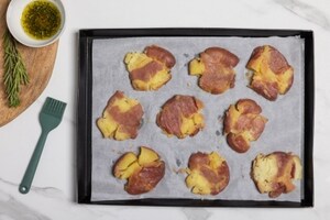 Preparazione Smashed potatoes con gorgonzola - Fase 2