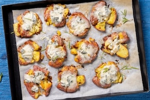 Preparazione Smashed potatoes con gorgonzola - Fase 4