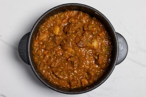 Preparazione Spezzatino di manzo con patate e piselli  - Fase 4