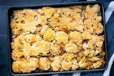 Cavolfiore al forno con pangrattato e formaggio