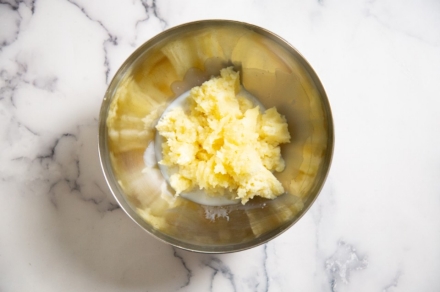 Preparazione Cotoletta di maiale, purè e aceto balsamico - Fase 5 Preparazione Cotoletta di maiale, purè e aceto balsamico - Fase 5