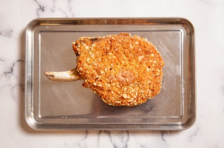 Preparazione Cotoletta di maiale, purè e aceto balsamico - Fase 3 Preparazione Cotoletta di maiale, purè e aceto balsamico - Fase 3