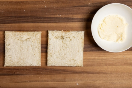 Preparazione Japanese egg sandwich - Fase 3 Preparazione Japanese egg sandwich - Fase 3