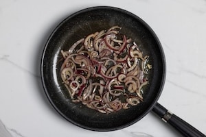 Preparazione Pasta radicchio e gorgonzola - Fase 2