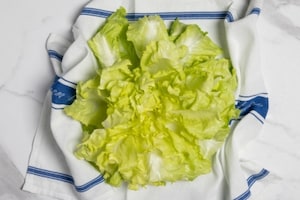 Preparazione Scarola ripiena in padella - Fase 1