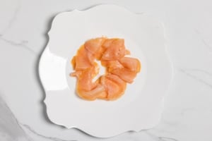 Preparazione Insalata di salmone e arance con burrata - Fase 2