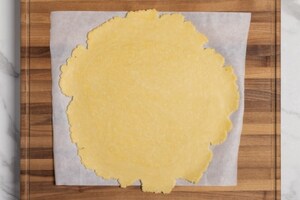 Preparazione Tarte tatin pomodorini e burrata - Fase 4