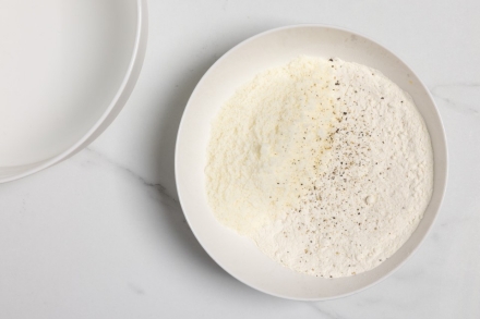 Preparazione Frittelle di cipollotto di Tropea - Fase 2 Preparazione Frittelle di cipollotto di Tropea - Fase 2