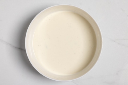 Preparazione Frittelle di cipollotto di Tropea - Fase 2 Preparazione Frittelle di cipollotto di Tropea - Fase 2