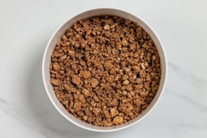 Preparazione Torta fredda al cioccolato con biscotti Oro Saiwa - Fase 2