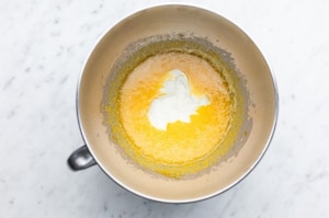 Preparazione Torta soffice allo yogurt - Fase 1