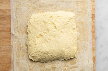 Preparazione Bougatsa - Fase 4 Preparazione Bougatsa - Fase 4