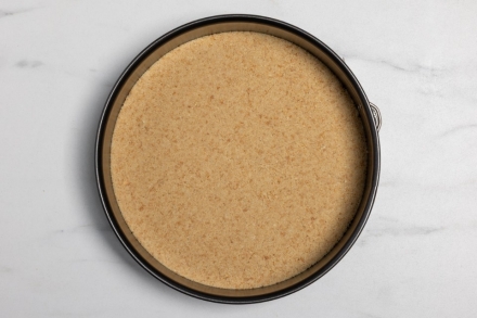 Preparazione Cheesecake classica con Oro Saiwa - Fase 2 Preparazione Cheesecake classica con Oro Saiwa - Fase 2