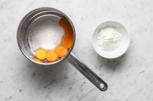 Preparazione Crostata crema e fragole - Fase 1