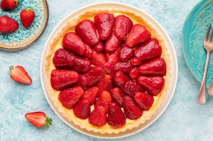 Preparazione Crostata crema e fragole - Fase 6