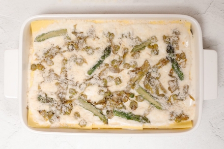 Preparazione Lasagne con asparagi e carciofi - Fase 4 Preparazione Lasagne con asparagi e carciofi - Fase 4