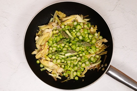 Preparazione Lasagne con asparagi e carciofi - Fase 2 Preparazione Lasagne con asparagi e carciofi - Fase 2