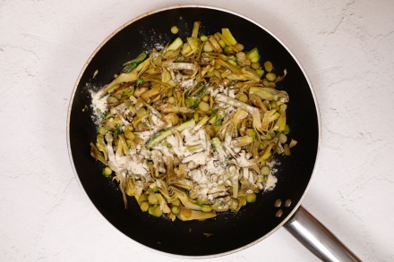 Preparazione Lasagne con asparagi e carciofi - Fase 2 Preparazione Lasagne con asparagi e carciofi - Fase 2