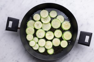 Preparazione Pasta ricotta e zucchine - Fase 1