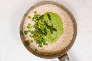 Preparazione Risotto asparagi e piselli - Fase 3