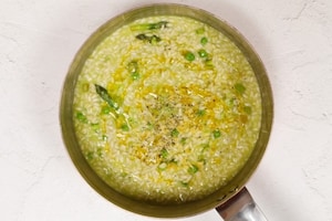 Preparazione Risotto asparagi e piselli - Fase 4