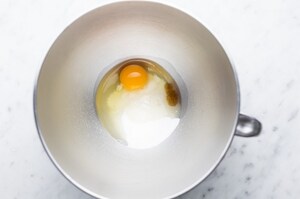 Preparazione Torta alle fragole - Fase 1