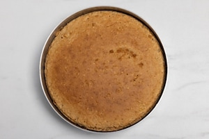 Preparazione Torta latte e biscotti - Fase 3