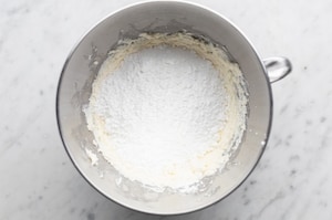 Preparazione Torta rosa alle fragole - Fase 6