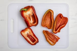 Preparazione Peperoni gratinati al forno - Fase 1